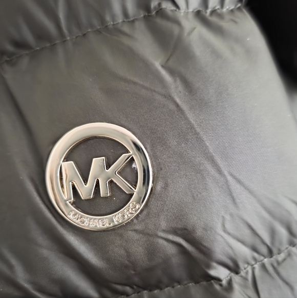 Michael Kors Olive Puffer Jacket - Picture 4 of 5